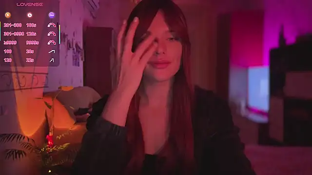 Snapshot of CherryRed_Girl chatting on April 2026 07:58:02 PM CherryRed Girl online show from April 2026 07:58:02 PM