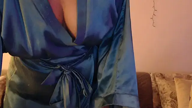 Snapshot of YourfantasyGiuly chatting on July 2026 05:33:02 AM YourfantasyGiuly online show from July 2026 05:33:02 AM