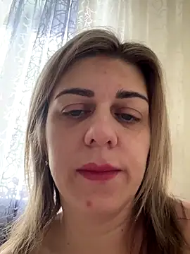 Snapshot of Lusi_Luxary chatting on November 2025 04:06:02 AM Lusi Luxary online show from November 2025 04:06:02 AM