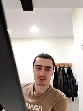 Snapshot of GoodGG chatting on March 2025 04:35:02 PM GoodGG online show from March 2025 04:35:02 PM