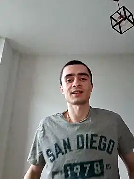 Snapshot of GoodGG chatting on March 2025 07:24:01 AM GoodGG online show from March 2025 07:24:01 AM