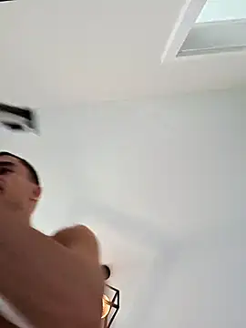 Snapshot of GoodGG chatting on September 2025 12:05:02 PM GoodGG online show from September 2025 12:05:02 PM