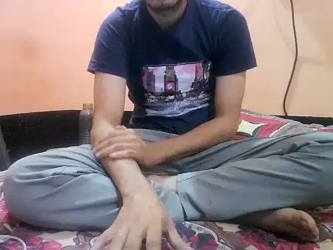 rahulkajuuu0909 online show from November 2025 07:58:02 PM