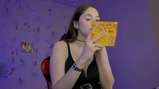 hazel sullivan online show from February 2026 12:23:02 PM