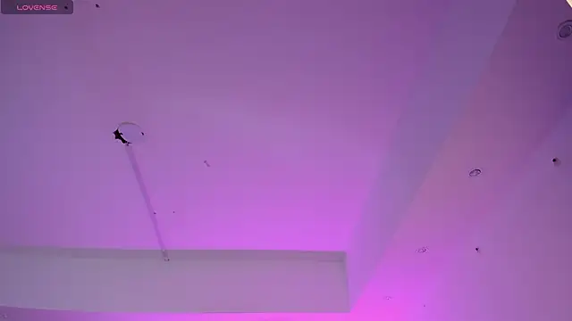 Ivaannaa  online show from February 2026 12:03:01 PM