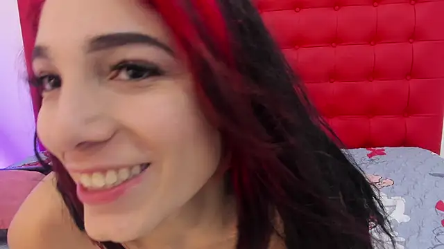 Snapshot of Maite_Smith_ chatting on February 2025 03:19:01 PM Maite Smith  online show from February 2025 03:19:01 PM