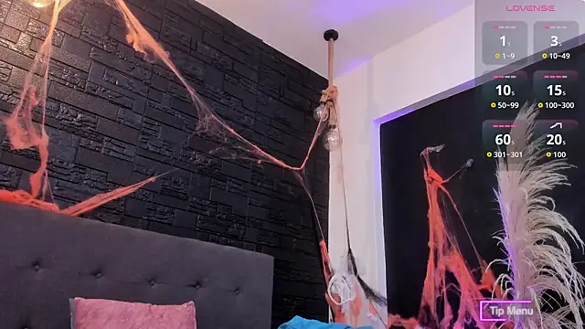 Snapshot of Maite_Smith_ chatting on October 2025 12:17:02 PM Maite Smith online show from October 2025 12:17:02 PM