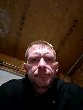 Snapshot of lambomusik chatting on May 2026 04:39:02 AM lambomusik online show from May 2026 04:39:02 AM