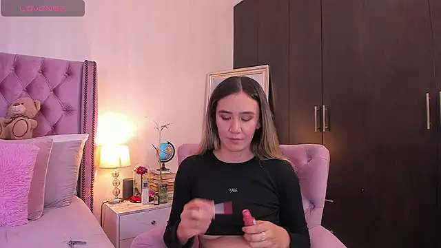 natashaleightt online show from March 2025 10:38:01 PM