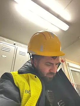 daniel21p online show from November 2025 11:27:01 PM