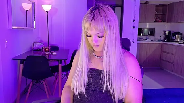 Snapshot of ScarletThompsonx chatting on February 2026 05:59:01 AM ScarletThompsonx online show from February 2026 05:59:01 AM