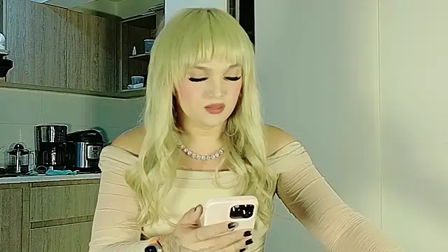 Snapshot of ScarletThompsonx chatting on June 2026 12:00:02 AM ScarletThompsonx online show from June 2026 12:00:02 AM