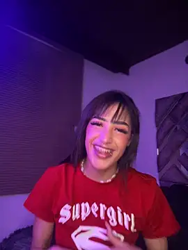 Snapshot of MichelleDiaz_Pink chatting on September 2025 02:24:02 AM MichelleDiaz Pink online show from September 2025 02:24:02 AM