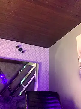 MichelleDiaz Pink online show from November 2025 04:33:02 AM