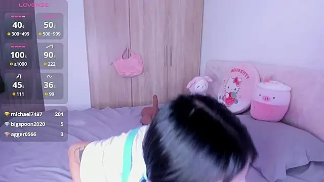 Snapshot of MiaWilsson_ chatting on March 2025 10:20:02 PM MiaWilsson  online show from March 2025 10:20:02 PM