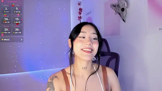 MiaWilsson  online show from December 2025 09:43:02 PM