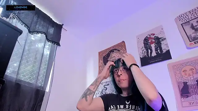 Hisato111 online show from November 2025 01:33:02 PM