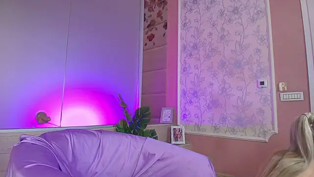 Snapshot of LexySinner chatting on March 2025 07:07:02 PM LexySinner online show from March 2025 07:07:02 PM