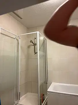 rickalishas8819 online show from February 2025 08:00:02 PM