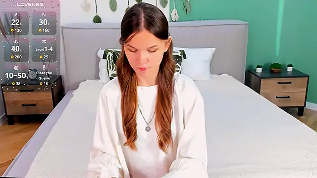 Amber Rogers online show from October 2025 02:14:02 PM