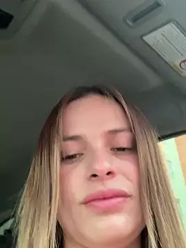 Snapshot of gynna_kimera chatting on March 2025 09:04:02 PM gynna kimera online show from March 2025 09:04:02 PM