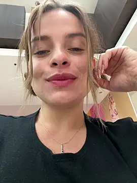 Snapshot of gynna_kimera chatting on March 2025 07:10:02 PM gynna kimera online show from March 2025 07:10:02 PM