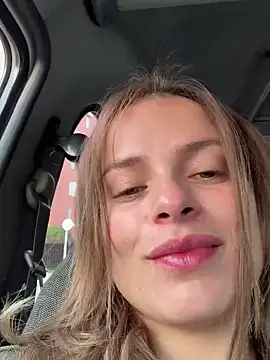 Snapshot of gynna_kimera chatting on March 2025 10:54:01 PM gynna kimera online show from March 2025 10:54:01 PM