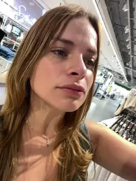 Snapshot of gynna_kimera chatting on March 2025 03:40:01 PM gynna kimera online show from March 2025 03:40:01 PM