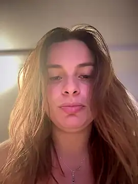 Snapshot of gynna_kimera chatting on October 2025 03:07:02 AM gynna kimera online show from October 2025 03:07:02 AM