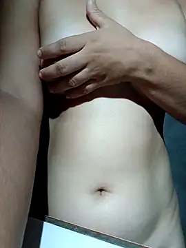 meddy delicinha online show from February 2026 03:59:02 AM