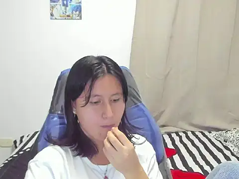 xoxo kiitty online show from October 2025 03:46:02 AM