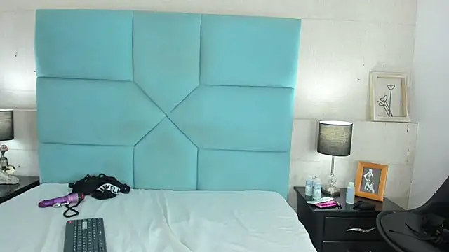 Snapshot of Maximiliano__Fire chatting on March 2025 07:15:02 PM Maximiliano Fire online show from March 2025 07:15:02 PM