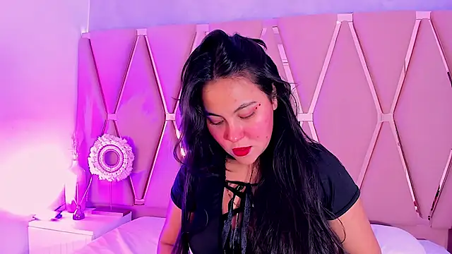 Emily Black1 online show from February 2026 12:04:01 AM