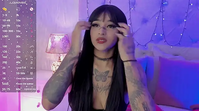 goth tasha online show from November 2025 07:49:02 PM