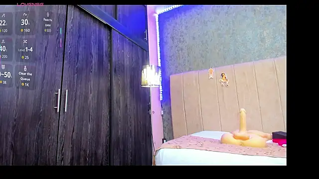 ava-am online show from November 2025 01:37:01 AM