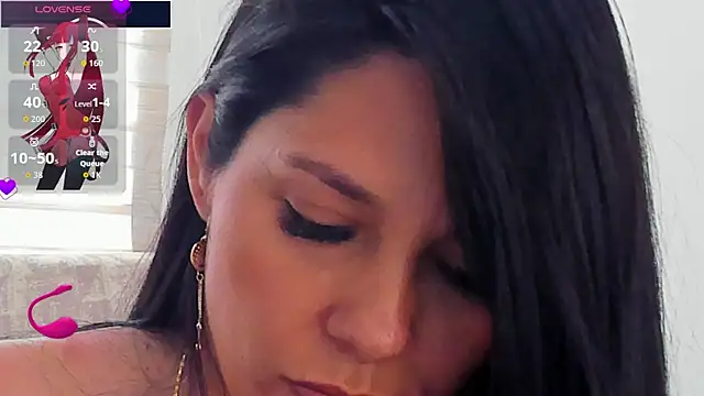 isabellarous- online show from July 2026 08:11:01 PM