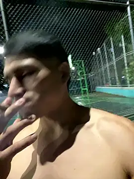 Snapshot of MaxxxSteil chatting on February 2025 04:18:02 AM MaxxxSteil online show from February 2025 04:18:02 AM