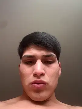 Snapshot of MaxxxSteil chatting on October 2025 08:53:02 PM MaxxxSteil online show from October 2025 08:53:02 PM