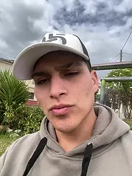 Snapshot of MaxxxSteil chatting on February 2026 08:38:01 PM MaxxxSteil online show from February 2026 08:38:01 PM