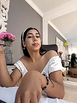 Snapshot of AnnieGibbyns chatting on March 2026 01:26:02 PM AnnieGibbyns online show from March 2026 01:26:02 PM