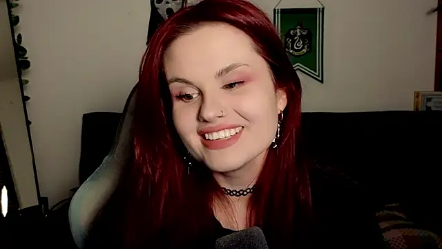 Della Ideal online show from December 2025 06:17:01 PM