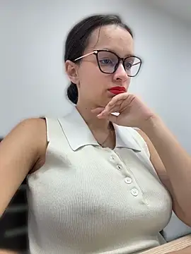 Snapshot of Soy_Sara7 chatting on May 2026 05:19:02 PM Soy Sara7 online show from May 2026 05:19:02 PM