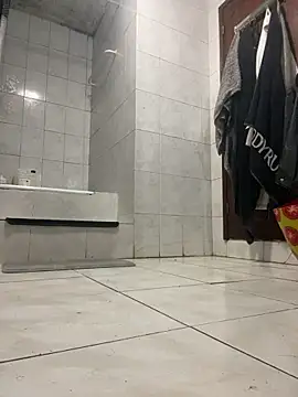 rogerdik76 online show from March 2026 05:56:02 AM