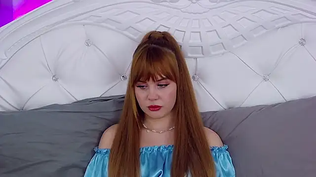 Snapshot of IvyAngel chatting on March 2025 11:06:01 PM IvyAngel online show from March 2025 11:06:01 PM