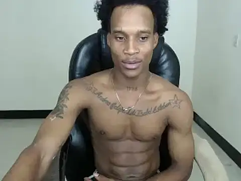 Snapshot of thomas_love11 chatting on February 2025 12:10:02 AM thomas love11 online show from February 2025 12:10:02 AM