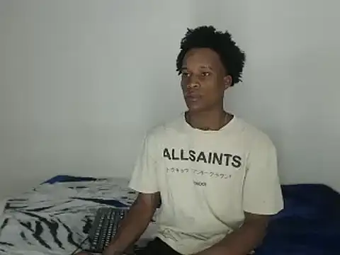 Snapshot of thomas_love11 chatting on March 2025 11:42:01 PM thomas love11 online show from March 2025 11:42:01 PM