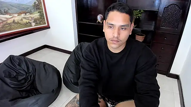 maxflurry  online show from March 2025 05:42:02 PM