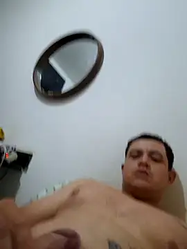 comcoroas online show from December 2025 06:59:02 PM