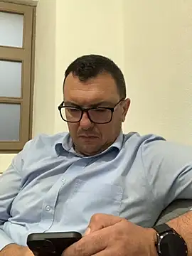 Snapshot of Mike8523 chatting on November 2025 05:29:01 AM Mike8523 online show from November 2025 05:29:01 AM