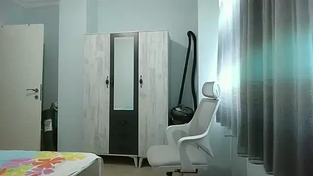 Rosa Angie online show from September 2025 03:12:02 PM